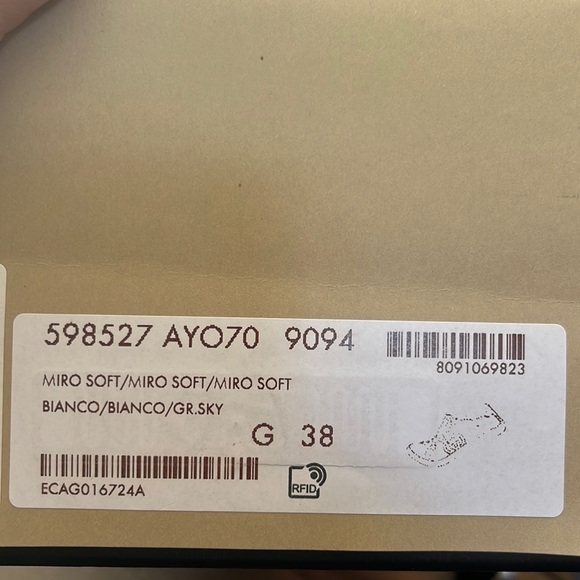 Gucci White Leather “Ace Sneakers with Interlocking G - Picture 14 of 14